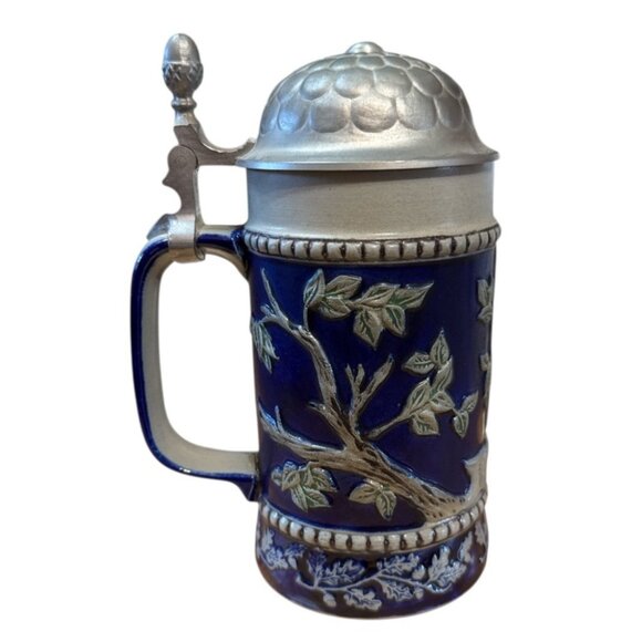 Goebel Salt Glazed Stoneware 1985 Bavarian Forest Series Squirrels Stein - Picture 3 of 6